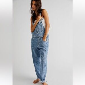 NWT We The Free Ziggy Denim Overalls - size Large. Powder Blue